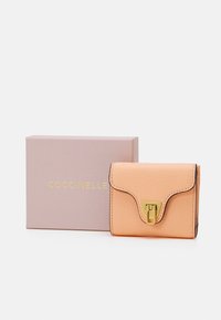 Coccinelle BEAT SOFT - Portafoglio - sunrise