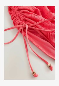 Ikke valgt, coral pink lace