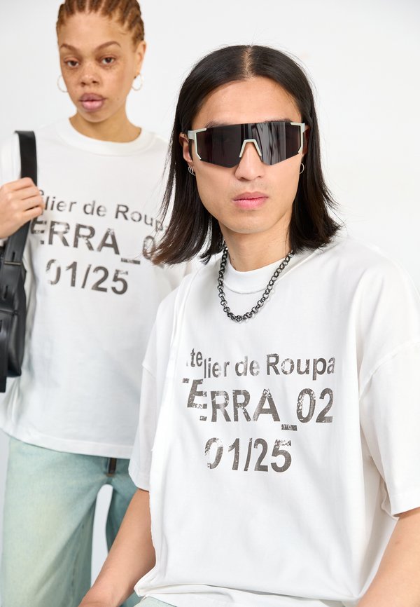 SPLIT UNISEX - Print T-shirt2