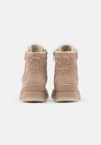 Tamaris Botines con cordones - beige