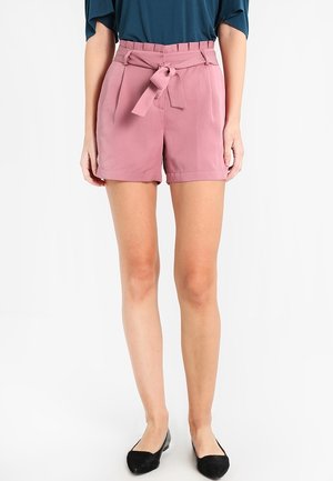 Shorts - red