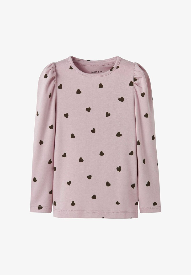 Langärmliges, rosa Oberteil aus weichem Stoff mit einem Muster aus kleinen schwarzen Herzen. Puffärmel und runder Halsausschnitt.