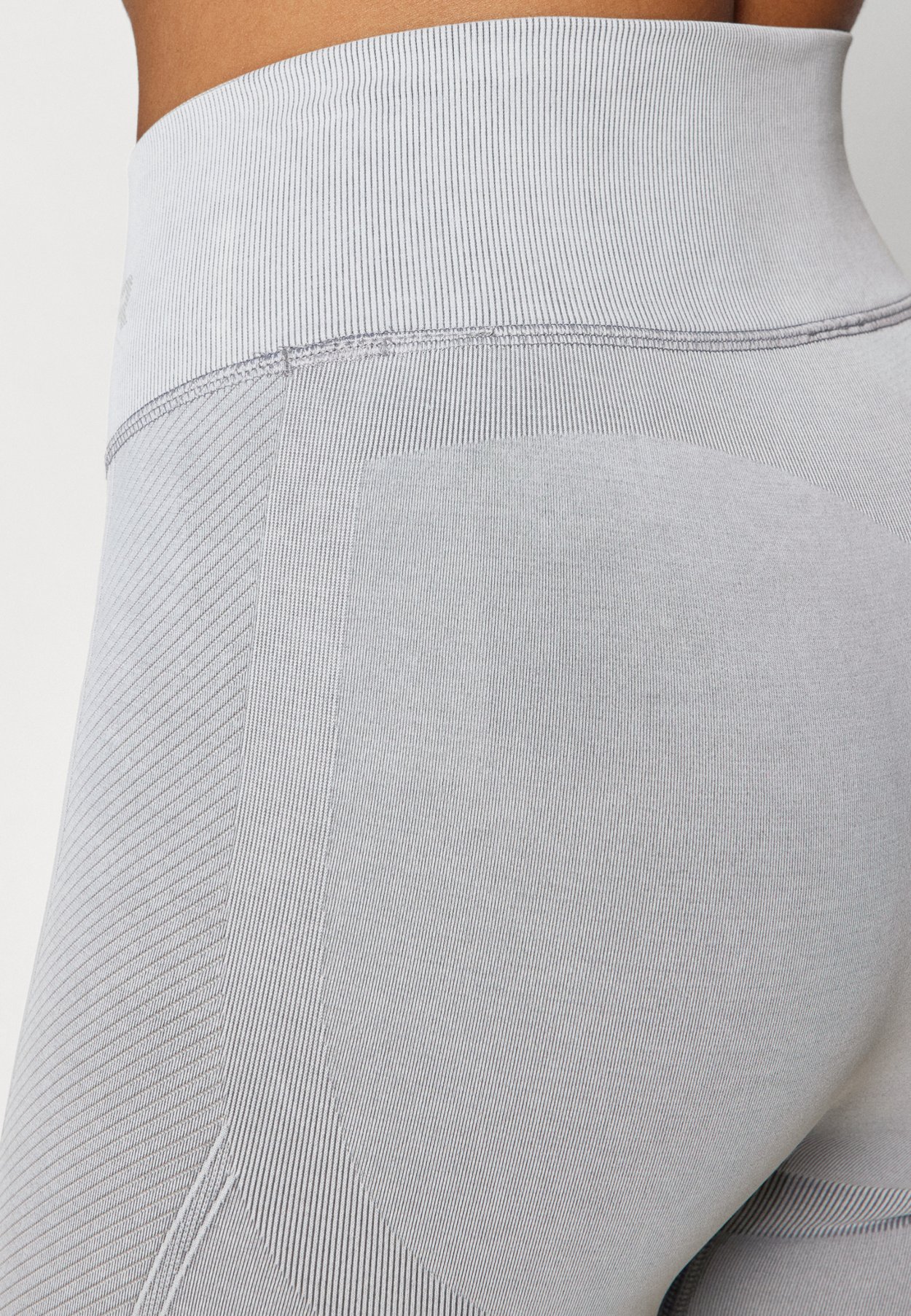 VANISH SEAMLESS WASHED LEG