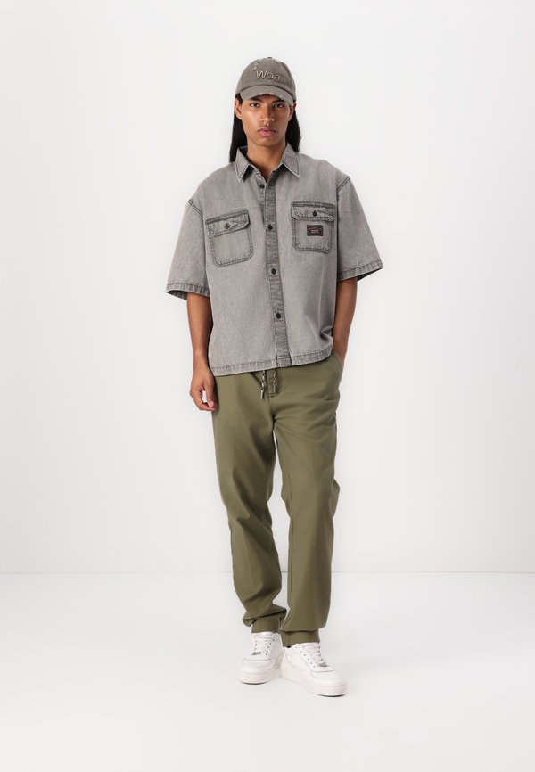 AXEL - Trousers - army olive3