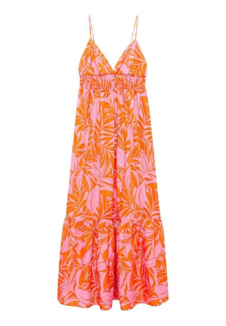 Robe à imprimé floral orange et rose avec des bretelles fines, taille smockée et ourlet rufflé en couches. Tissu léger, silhouette en A.
