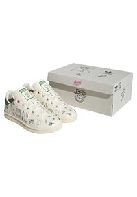 adidas Originals STAN SMITH C - Sneakers - cream white cream white core black