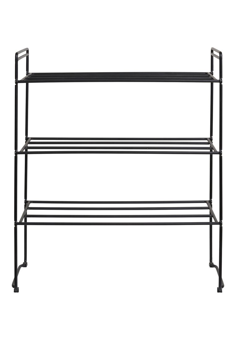 Svart metallhylla med fyra spjälade hyllor, rektangulär design, öppen struktur och stabiliserande korskryss. Hållbar och funktionell.