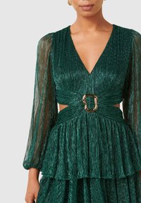 Forever New DONNA PLISSE MINI DRESS - Kokteilinė suknelė / vakarėlių suknelė - emerald green