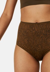 Marks & Spencer 5PP NVPL NEU FB brązowy