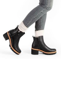 Panama Jack Botines con plataforma - black