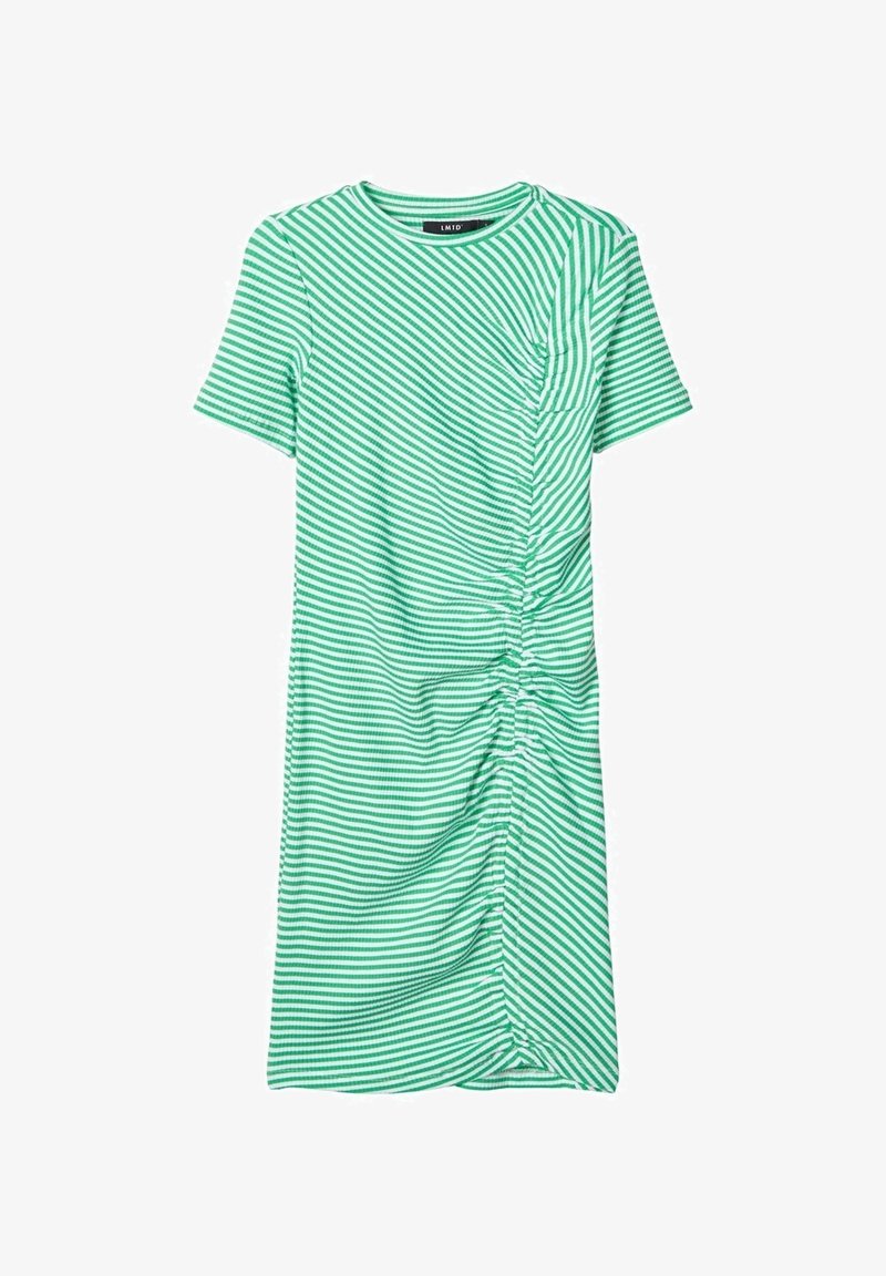 Robe courte à manches courtes rayée en diagonale verte et blanche avec des détails froncés sur le côté droit devant.