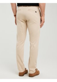 Big Star ERHAT - Vászonnadrágok - beige