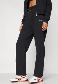 ONLY Play ONPPENNY LIFE  BRUSH  - Treniņtērpa apakšdaļas - black detail/silver