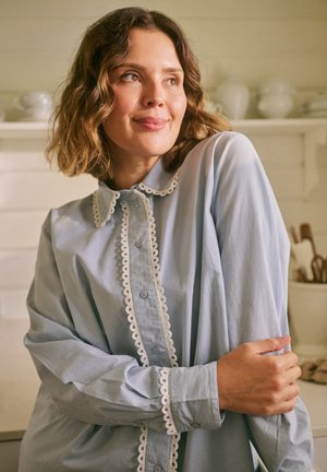 Kaffe Curve, KCBETTY - Button-down blouse - blue fog