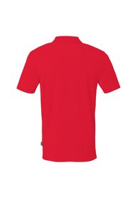 Rode polo met korte mouwen en een klassieke kraag, gladde textuur en een klein zijlabel. Achteraanzicht, geen extra patronen of accenten.