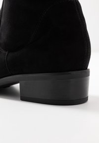 Peter Kaiser Botas - black