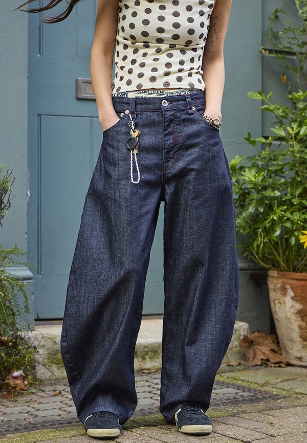 RIYA - Relaxed fit jeans - rinse