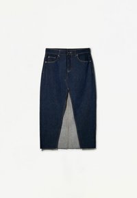 Džínová sukně tmavě modré barvy, s předním rozparkem a světle šedou vnitřní podšívkou. Obsahuje kapsy a zapínání na knoflíky v pase.