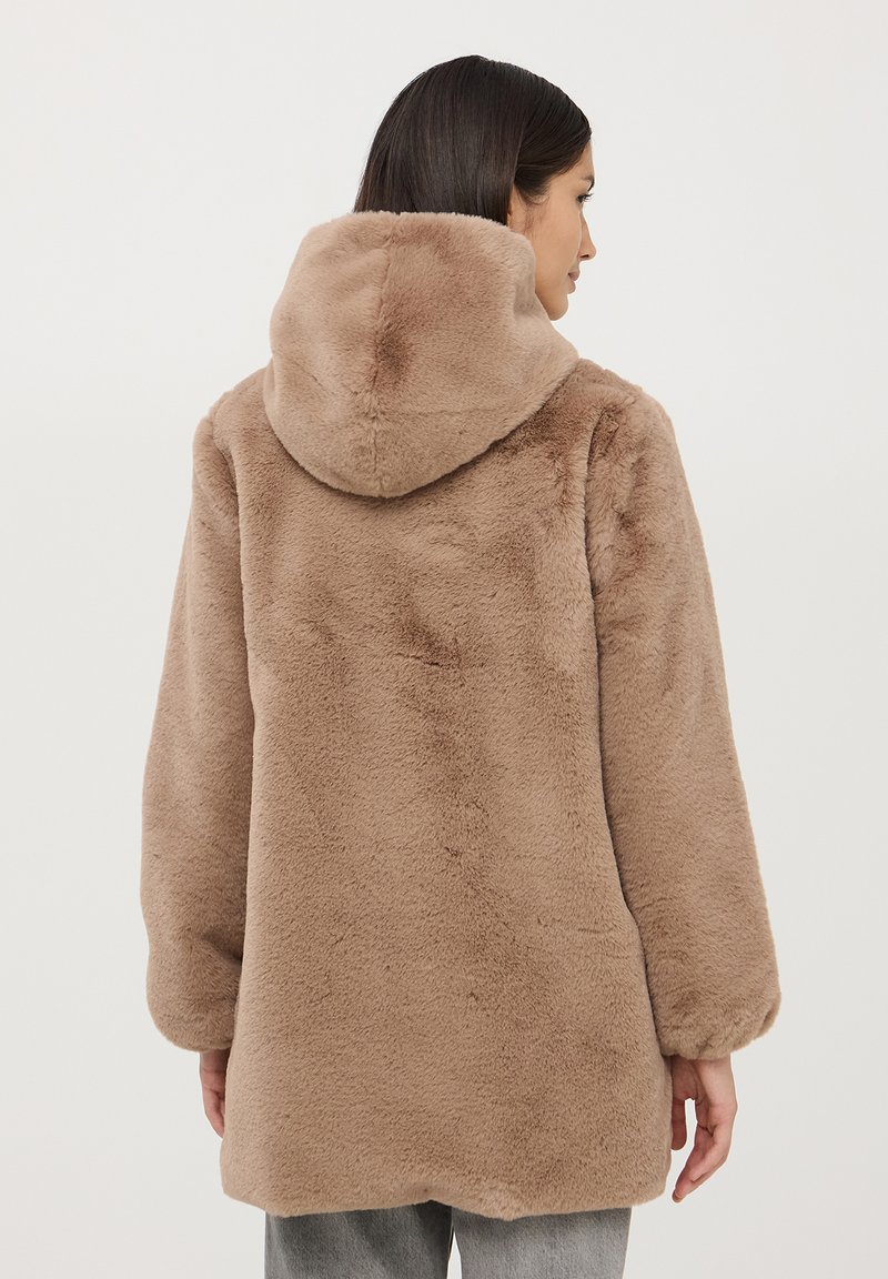 Cappuccio Cappotti Inverno 2021 Amazon Outfit Invernali Giubbotti