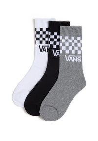 Tre paia di calze da crew in bianco, nero e grigio con un motivo a scacchi e il logo 'VANS', realizzate in un morbido materiale a costine.