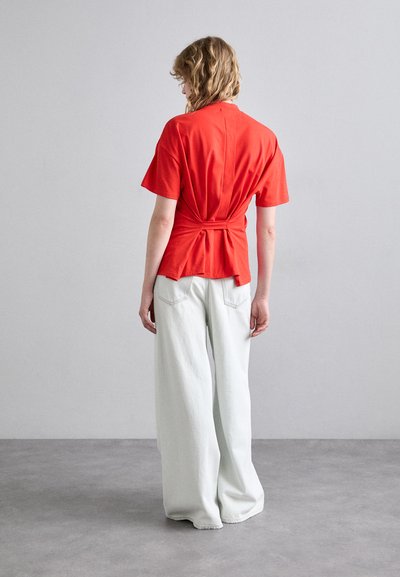 Proenza Schouler White Label MIRA - Jednoduché tričko - poppy