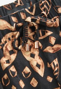 Next REGULAR FIT - Bukser - black leaf print
