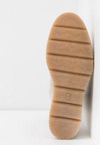 Tamaris Botines de cuña - beige