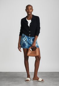 MARC JACOBS THE MINI SACK - Borsa a mano - argan oil