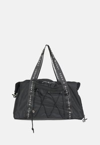 Mustast nailonist spordikott kahe riidest sangaga. Omaduseks on tekstuuriga pind, esiküljel lukuga tasku ja elastse nööriga detailid.