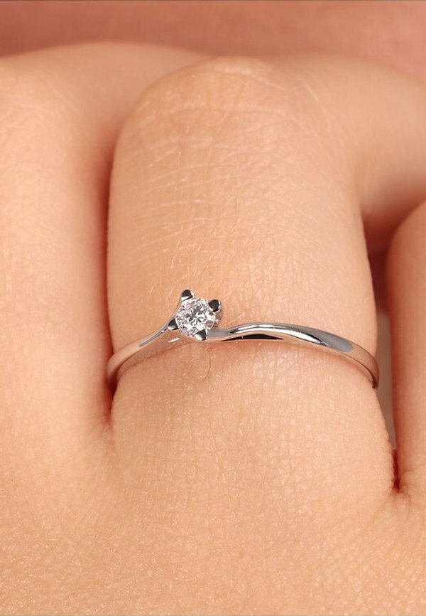 Ring - weißgoldfarben