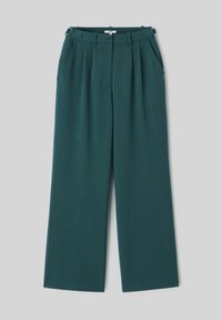Pantalon large à fines rayures bleu sarcelle foncé avec poches latérales et bretelles réglables en métal sur la taille, posé à plat sur un fond gris.