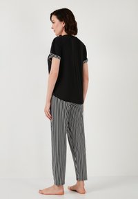 LELA SOFT TOUCH - Set lenjerie de noapte - black white