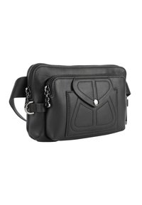 Sort læder crossbody taske med lynlås, der har en forlommes med syet geometrisk design og en justerbar rem.