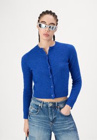 BDG Urban Outfitters COSY CREW - Adīta jaka - bright blue