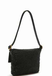 Borsa a tracolla nera con perline, superficie testurizzata, forma rettangolare e una singola tracolla regolabile con un dettaglio dorato.