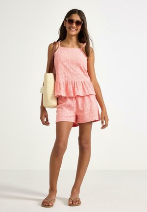 Lindex, - Top