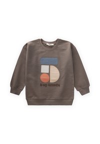 Felpa marrone con un design geometrico ricamato in blu, beige e arancione, con la frase "è il mio preferito" in cucitura marrone.