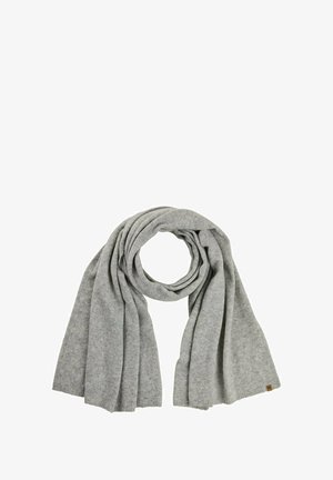 Écharpe grise en tissu doux et texturé, drapée dans un style en boucle. Présente une petite étiquette de marque à une extrémité.