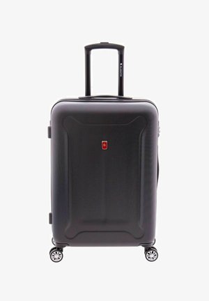 Maleta rígida negra con un diseño aerodinámico, superficie texturizada, asa retráctil y cuatro ruedas giratorias para mayor movilidad.