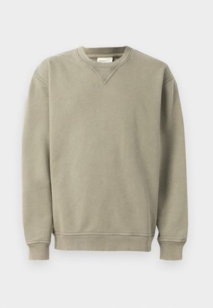 Khaki sweatshirt gemaakt van een zachte katoenmix, met een ronde hals, geribbelde mouwen en een ontspannen pasvorm met subtiele stiksels.