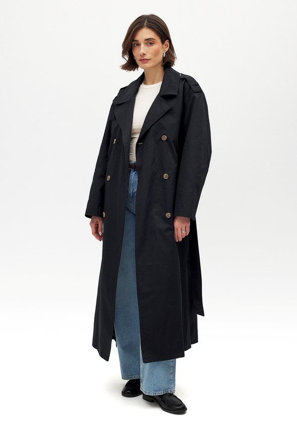 Trenchcoat