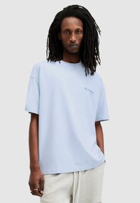 AllSaints ACCESS CREW - Apdrukāts T-krekls - bethel blue