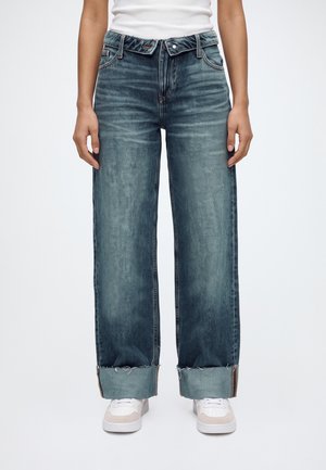 Gina Tricot, WAIST FLIP WIDE JEANS - Дънки с широк крачол - vintage blue (5050)