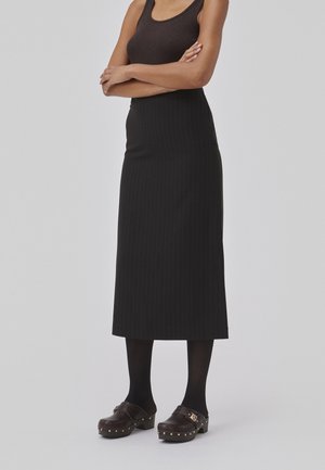 GRAYSON SKIRT - Trapecinis sijonas - chocolate pinstripe