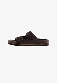 Unselected, brown