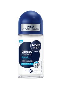 NIVEA MEN Derma Control Roll-on-Deodorant. Klare Plastikflasche mit blauer Kappenhaube, gekennzeichnet für 72 Stunden Schutz und enthält Hyaluronsäure.