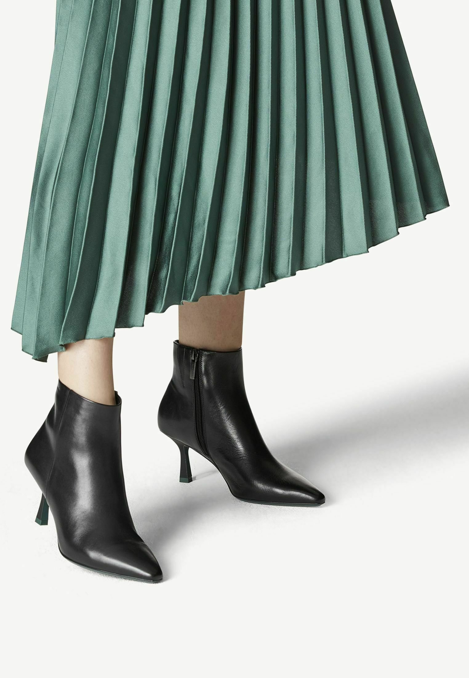Tamaris Korte laarzen - black/zwart - Zalando.nl