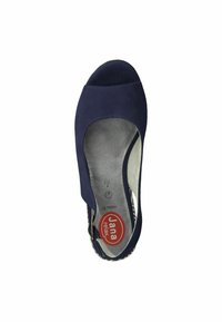 Jana Lodičky na vysokém podpatku - blue