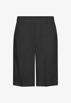 Fekete, térd alá érő, testre szabott rövidnadrág övbújtatókkal és középső hajtással, fehér háttéren.