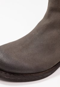 Felmini Stivali alti - grey